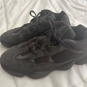 Yeezy Athletic Shoes in Black and Gray